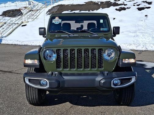 2021 Jeep Gladiator Sport S