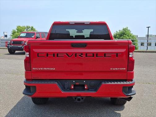 2025 Chevrolet Silverado 1500 Custom