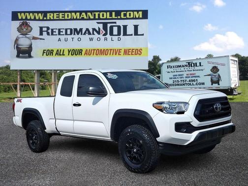 2022 Toyota Tacoma SR