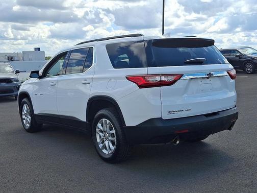 2020 Chevrolet Traverse LT Cloth