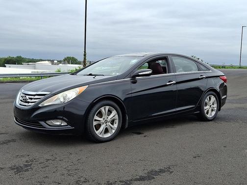 2013 Hyundai SONATA Limited