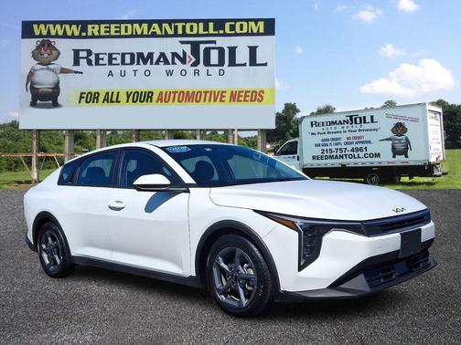 Snow White Pearl - SWP 2025 Kia K4 LXS