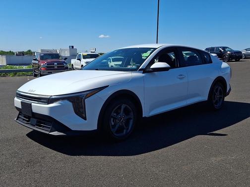 Snow White Pearl - SWP 2025 Kia K4 LXS