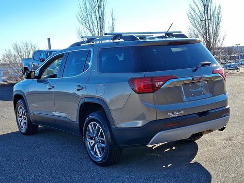 2019 GMC Acadia SLE-2