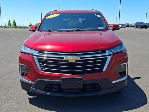 Radiant Red Tintcoat - GNT 2023 Chevrolet Traverse LT Cloth