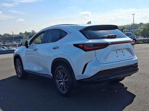 2024 Lexus NX 250 Base