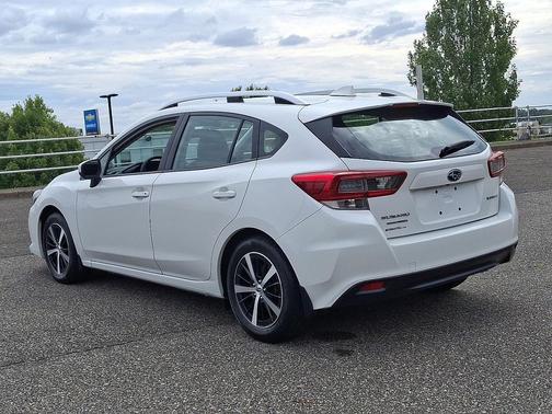 2023 Subaru Impreza Premium