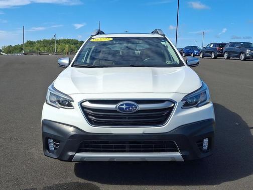 2022 Subaru Outback Touring XT