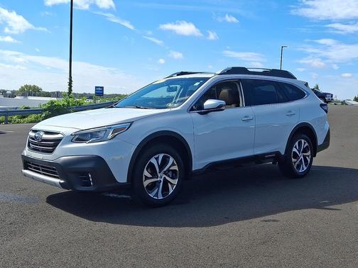 2022 Subaru Outback Touring XT