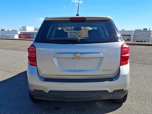 2016 Chevrolet Equinox LS