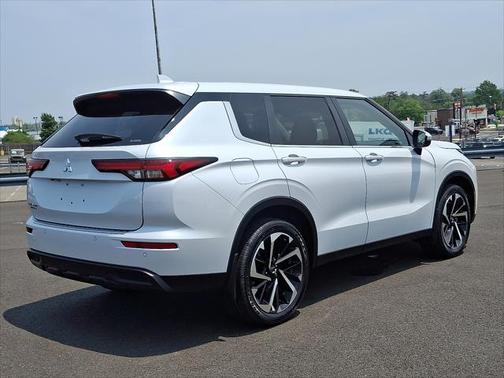 2022 Mitsubishi Outlander ES 2.5 S-AWC