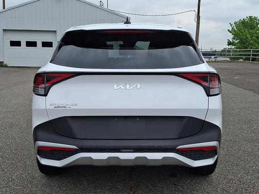 Glacial White Pearl - GWP 2025 Kia Sportage LX