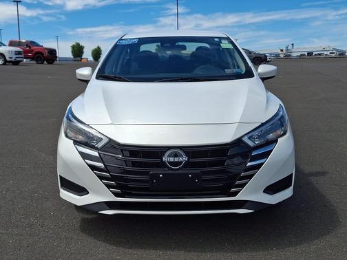 Aspen White Tricoat - QAC 2025 Nissan Versa 1.6 SV