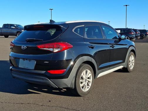 Black Noir Pearl - NKA 2017 Hyundai TUCSON SE Plus