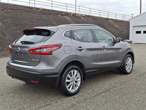 2021 Nissan Rogue Sport SV