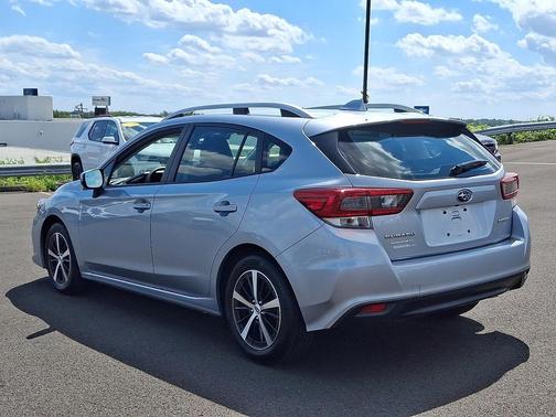2023 Subaru Impreza Premium