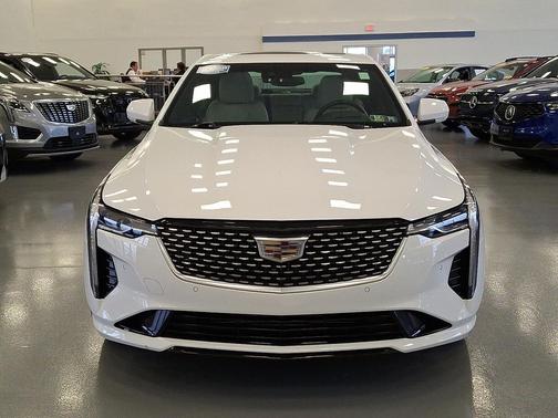 2024 Cadillac CT4 Premium Luxury