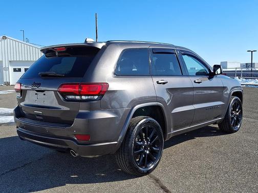 2021 Jeep Grand Cherokee Laredo