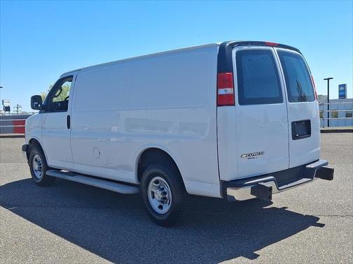 2022 Chevrolet Express 2500 RWD 2500 Regular Wheelbase WT