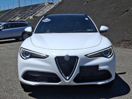 2022 Alfa Romeo Stelvio Ti