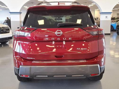 2024 Nissan Rogue SL