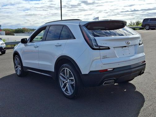 2023 Cadillac XT4 Sport