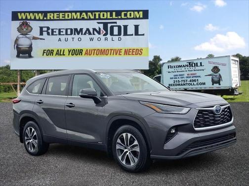 2022 Toyota Highlander Hybrid XLE