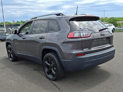 Granite Crystal Metallic Clearcoat - PAU 2020 Jeep Cherokee Altitude