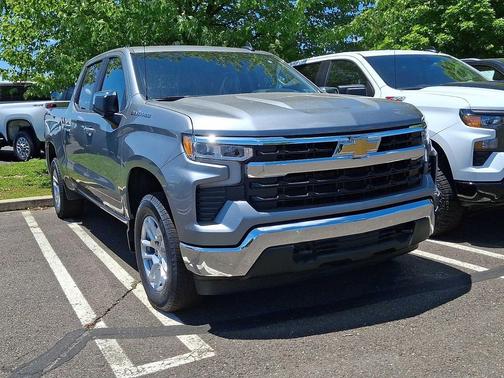 Sterling Gray Metallic 2026 Chevrolet Silverado 1500 LT