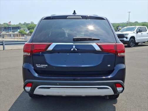 2020 Mitsubishi Outlander SE