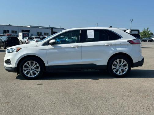 Star White 2021 Ford Edge Titanium