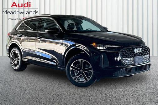 Mythos Black Metallic 2026 Audi Q5 Premium TFSI quattro S tronic