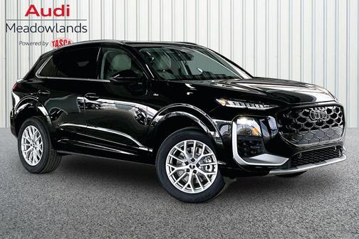 Mythos Black Metallic 2026 Audi Q3 S line