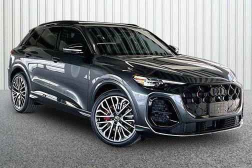Daytona Gray Pearl Effect 2026 Audi SQ5 3.0T Premium Plus