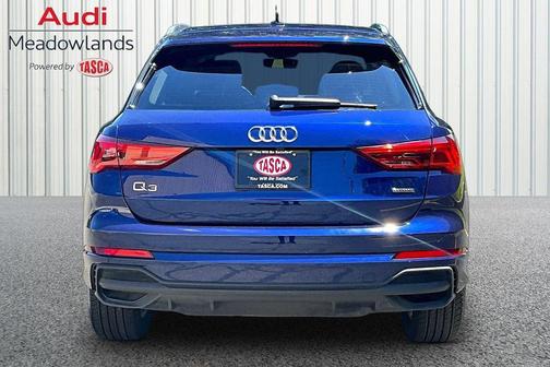 Navarra Blue Metallic 2025 Audi Q3 Premium 45 TFSI S line quattro Tiptronic