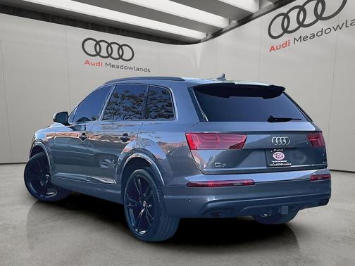 Samurai Gray Metallic 2019 Audi Q7 55 Prestige