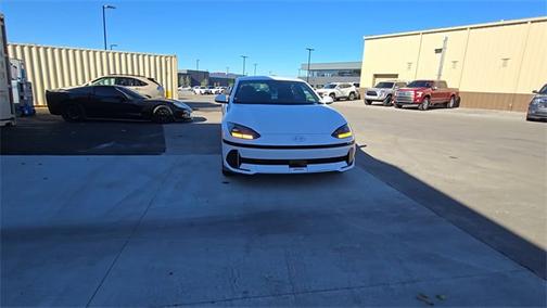 2025 Hyundai IONIQ 6 SE