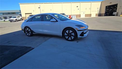 2025 Hyundai IONIQ 6 SE
