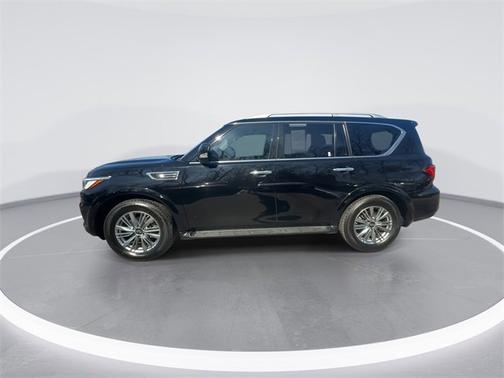 2022 INFINITI QX80 LUXE