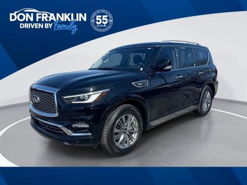 2022 INFINITI QX80 LUXE