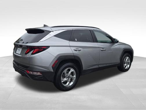 Shimmering Silver 2024 Hyundai TUCSON SEL