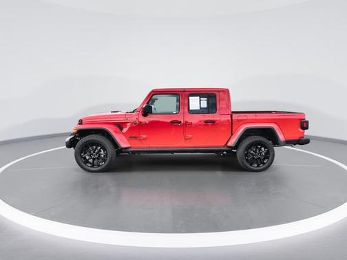 Firecracker Red Clearcoat 2025 Jeep Gladiator Nighthawk