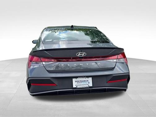 Ecotronic Gray 2026 Hyundai ELANTRA SEL Sport Plus