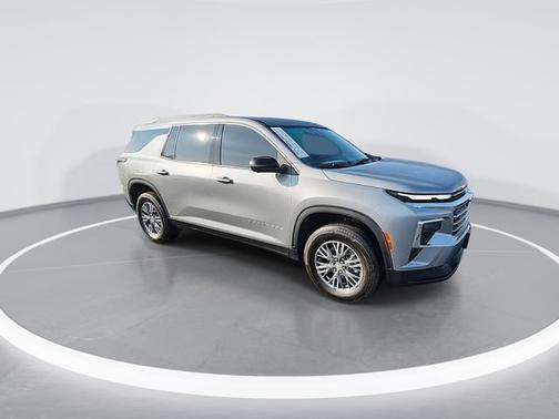 2024 Chevrolet Traverse FWD LT