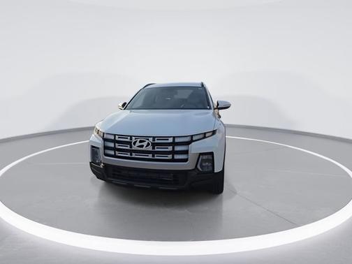 Atlas White 2026 Hyundai SANTA CRUZ SEL