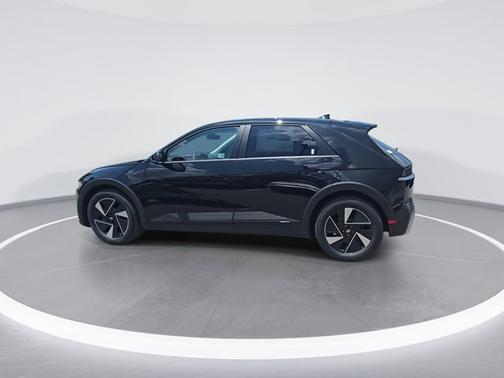 2025 Hyundai IONIQ 5 SE