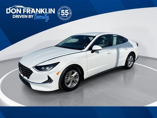 Quartz White 2021 Hyundai SONATA SE