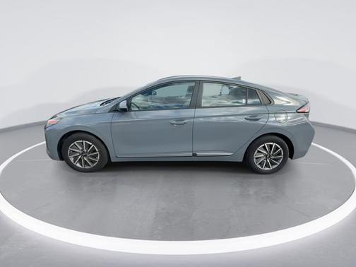 2021 Hyundai IONIQ EV SE