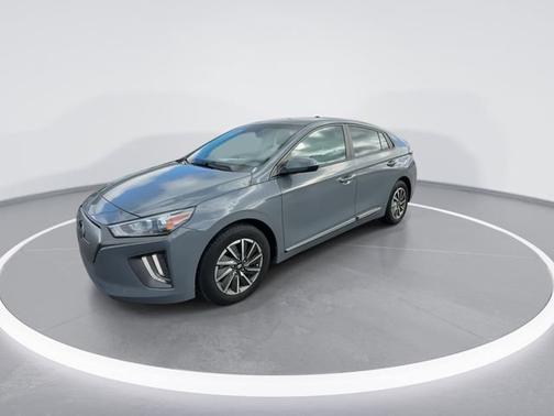 2021 Hyundai IONIQ EV SE