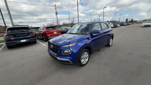 2022 Hyundai VENUE SE